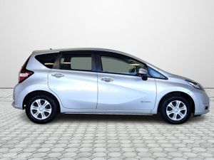 Nissan Note E-POWER HYBRID - Image 4