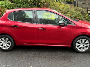 Peugeot 208 2016 - Image 4