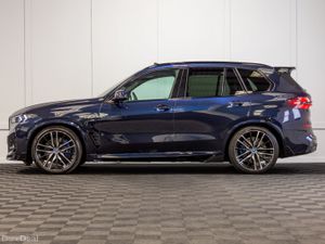 2025 BMW X5 X-Drive 50e M-Sport *Pan Roof - Image 3