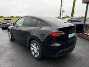 Model Y - Long Range - AWD - Image 3
