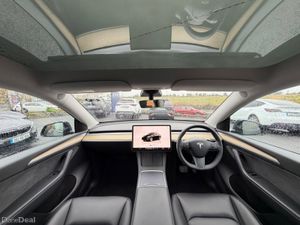 Model Y - Long Range - AWD - Image 2