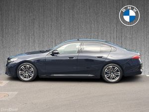 BMW 5-Series 530e M Sport Saloon - Image 4