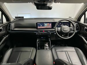 Kia Sorento 1.6 PHEV 7 Seat - HUGE SPEC - Reversin - Image 3