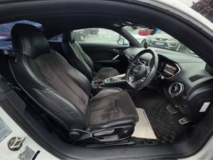 Audi TT 1.8 TFSI AUTO - FACELIFT - REV CAMERA - DI - Image 2