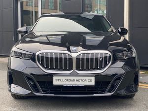 BMW i5 40e M-Sport Auto EV - Image 2