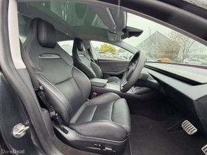 Performance Model 3 - Premium - Highland - Image 2