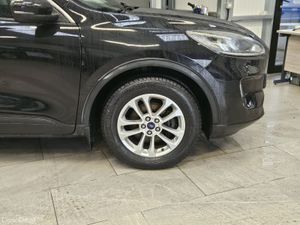 21 FORD KUGA TITANIUM 1.5 DIESEL - Image 4