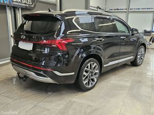 211 HYUNDAI SANTA FE 4wd EXECUTIVE 7 SEATER - Image 3