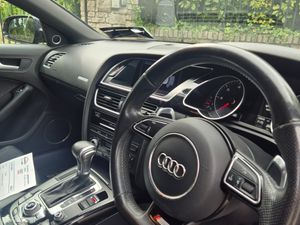Audi A5 2.0 TDI SLINE BLACK EDITION 2016 - Image 4