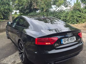 Audi A5 2.0 TDI SLINE BLACK EDITION 2016 - Image 2