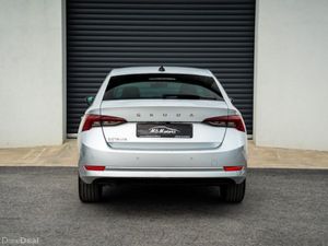 Skoda Octavia STY 2.0tdi DSG STYLE - Image 4