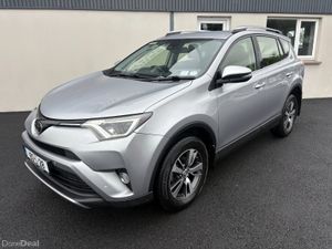 182 Toyota Rav 4 Luna Sport 2.0 D4D - Image 2