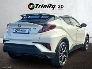 Toyota C-HR ** HIGH SPEC ** LOW KMS ** TRINITY MOT - Image 3