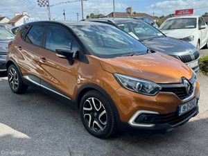 Renault Captur low mileage petrol - Image 4