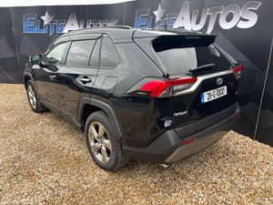 Toyota Rav 4 Self Charging Hybrid AWD 2021 - Image 4