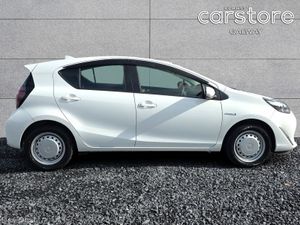 Toyota Aqua L 1.5 Auto - Image 2