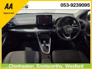 Toyota Yaris 2023 1.5 HYBRID LUNA AUTOMATIC - Image 2