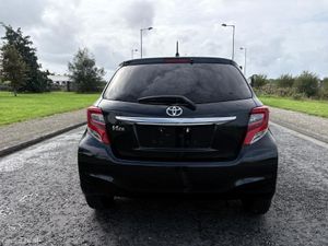 2015 Toyota Vitz/Yaris F, 1.0 Petrol, Automatic - Image 4