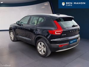 2018 Volvo XC40 Momentum D3 – 6-Speed Manual - Image 3