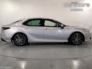 Toyota Camry 2.5 Hybrid Platinum Edition - Image 2