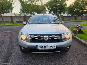 Dacia Duster 1.5 diesel . ( 1 owner from new )) - Image 3