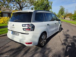 Citroen C4 grand picasso automatic !!!7 seats - Image 2