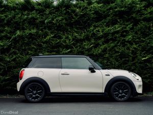 Mini Cooper 1.5 3rd 2019 - Image 4
