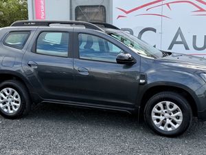 2021 Dacia Duster Comfort DCi - Image 2