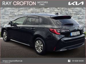 Toyota Corolla 1.8 Hybrid Luna - Image 4