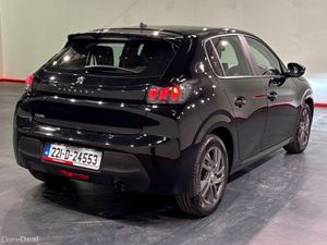 Peugeot 208 MANUAL 1.2 - PARKING SENSORS - A/C HEA - Image 4