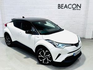 2019*31,000 MILES*HYBRID LUNA SPORT TOYOTA C-HR SE - Image 2