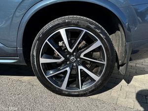 Volvo XC90 XC90 T8 Ultimate Dark -Pan Roof- - Image 4