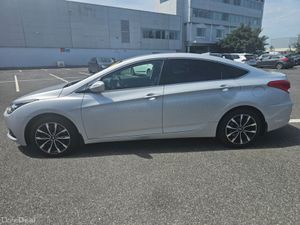 Hyundai i40 1.7 CRDI, EXECUTIVE PLUS, LEATHER, REV - Image 3