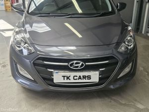 16 HYUNDAI i30 DELUXE  1.6 DIESEL - Image 4