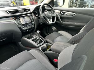 Nissan Qashqai 1.5 SV PREMIUM LED SS 18 4DR - Image 3
