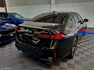 232 I5 40 M SPORT PRO (HIGH SPEC MODEL) - Image 4