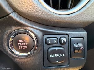 Toyota Vitz /yaris 2014 1.0 Low kilometres - Image 4