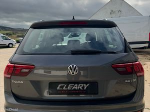 Volkswagen Tiguan 2017 - Image 2