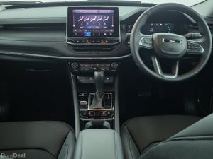 Jeep Compass TOP SPEC Summit with only delivery Km - Image 4