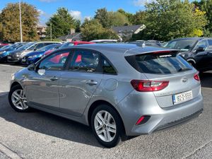 Kia Ceed 2018 1.0 Petrol manual - Image 3