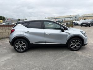 2023 Renault Captur 1.6 Techno E-tech Phev AUTO - Image 4