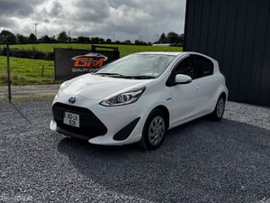 2018 Toyota Aqua 1.5 Hibrid Automatic - Image 3