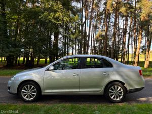 Volkswagen Jetta 2010 1.4 TSI - Image 4