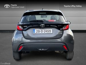 Toyota Yaris Yaris Hybrid 115 Luna - Image 4