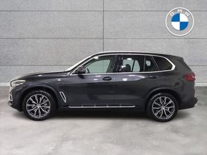 BMW X5 xDrive45e xLine - Image 4