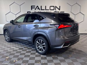 LEXUS NX300h EXECUTIVE HYBRID SUNROOF - Image 4