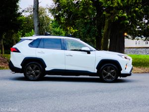 2020 Toyota RAV4 2.5 Petrol Hybrid Auto AWD G Pack - Image 4