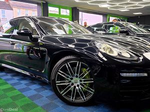 Porsche Panamera 2016  1 Year Warranty Full Servic - Image 2