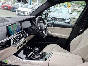 BMW X5 XDrive 45e M Sport Sun Roof - Image 3