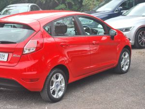 Ford Fiesta 2016 Zetec 1.25  5 Door - Image 4